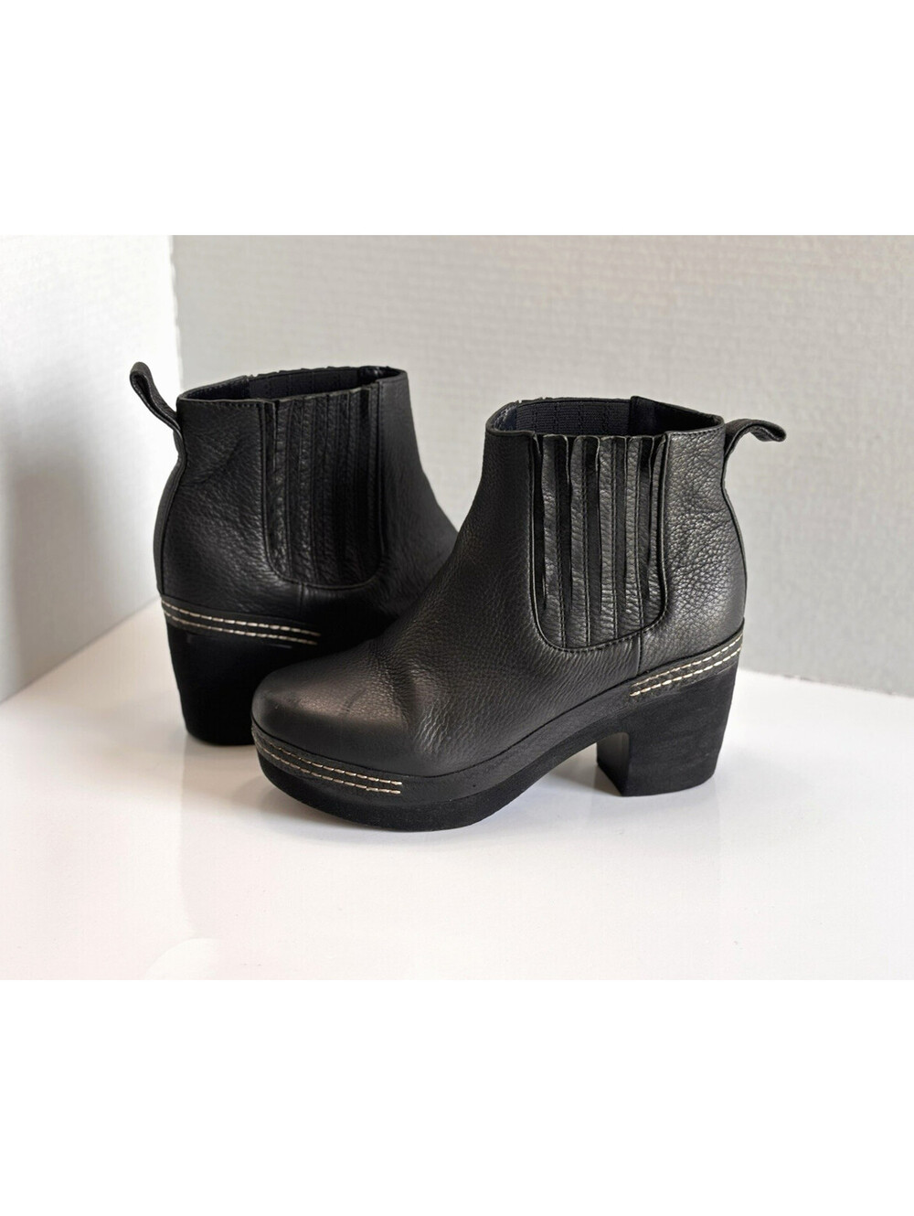 Antelope Women's 6.5 Black Leather Chelsea Platform Ankle Boots Comfy Block Heel